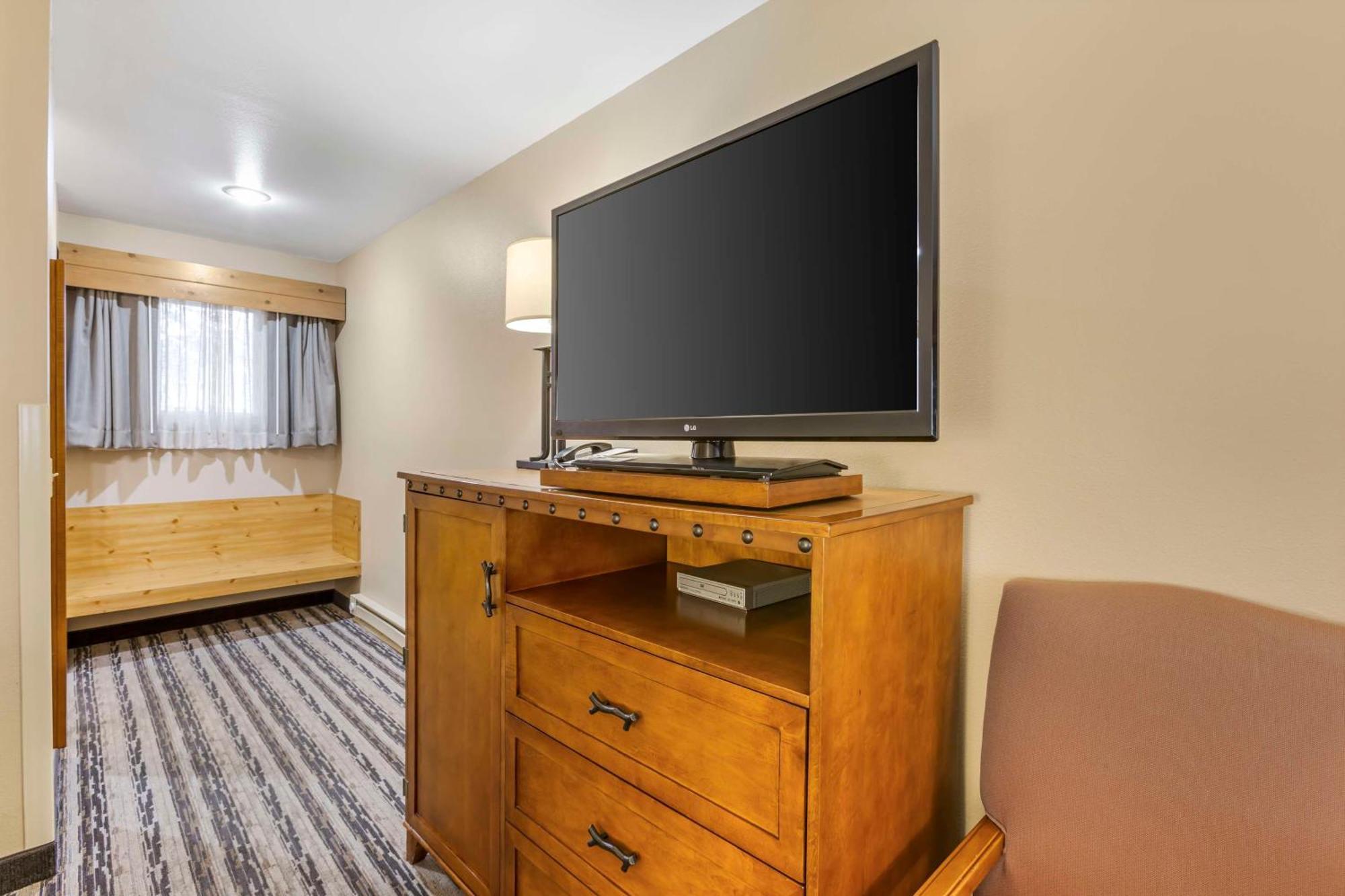Best Western Sunset Inn Cody Exterior photo